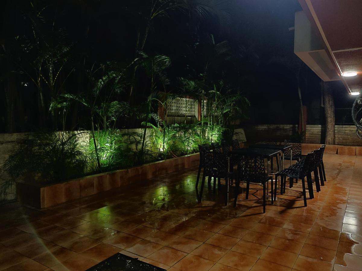 Sunstone Villa Lonavala Eksteriør billede